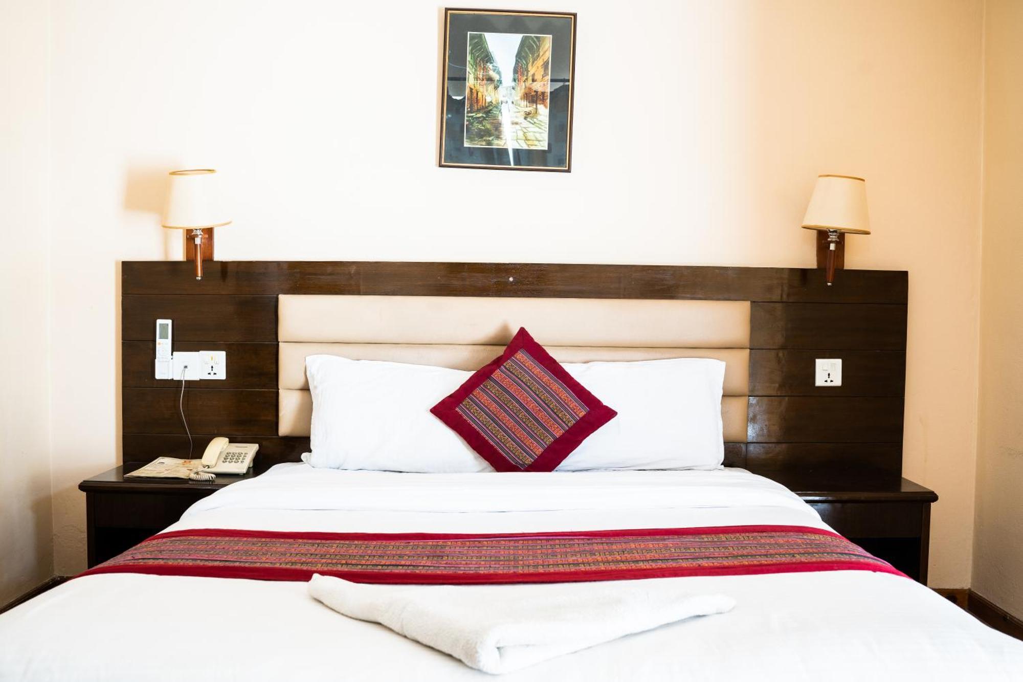 Hotel Namtso Катманду Екстериор снимка