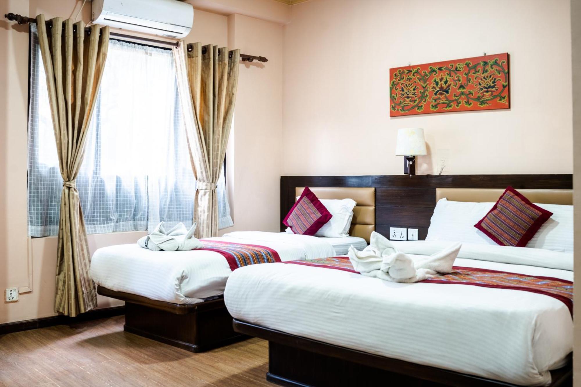 Hotel Namtso Катманду Екстериор снимка