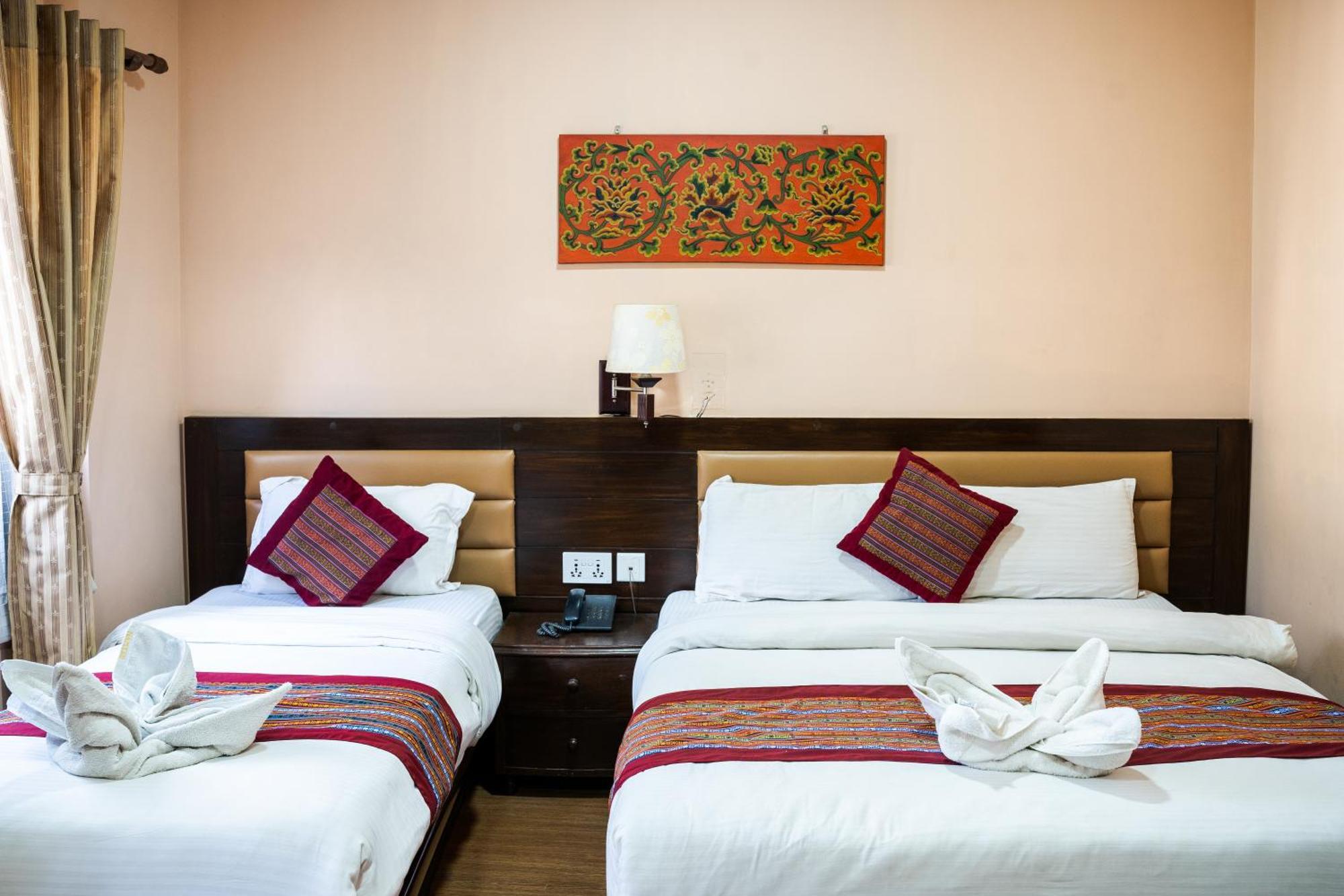 Hotel Namtso Катманду Екстериор снимка