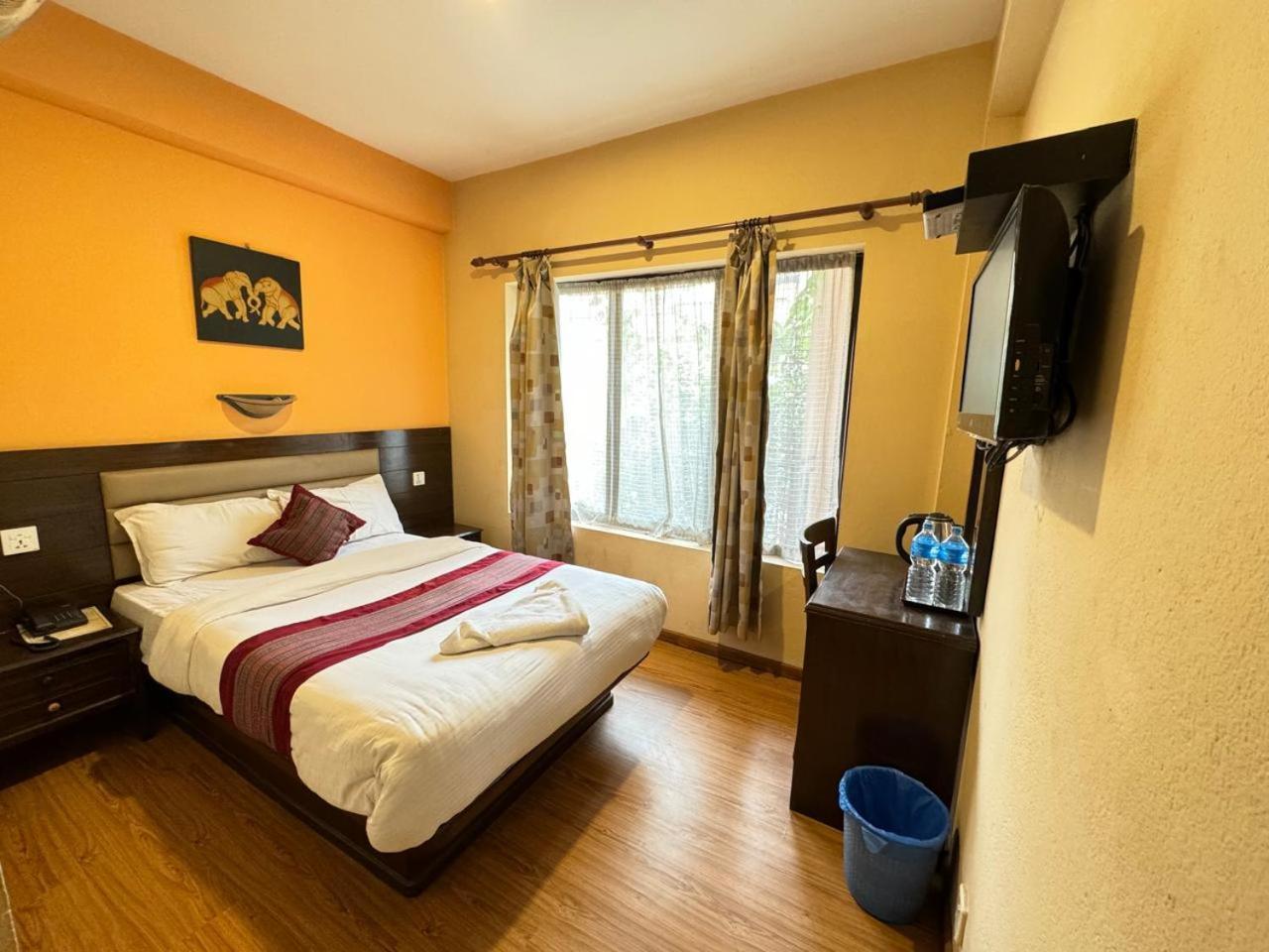 Hotel Namtso Катманду Екстериор снимка